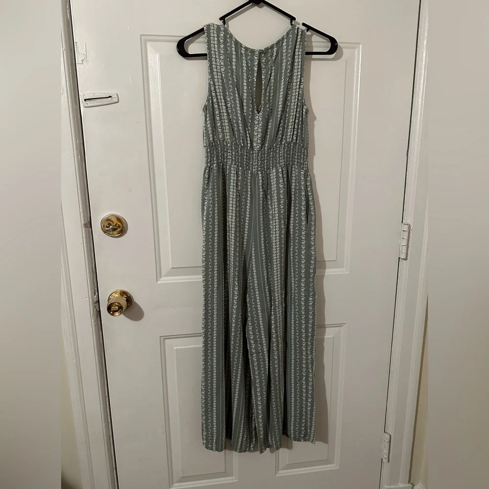 Romper - Picture 3 of 4
